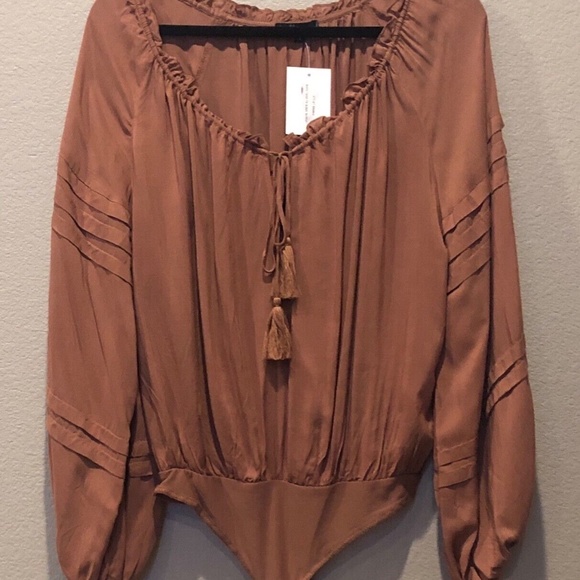 Women's Boutique Wishlist Rust Ruffled Tassel Blouse One Piece Bodysuit S/M/L - Picture 1 of 10